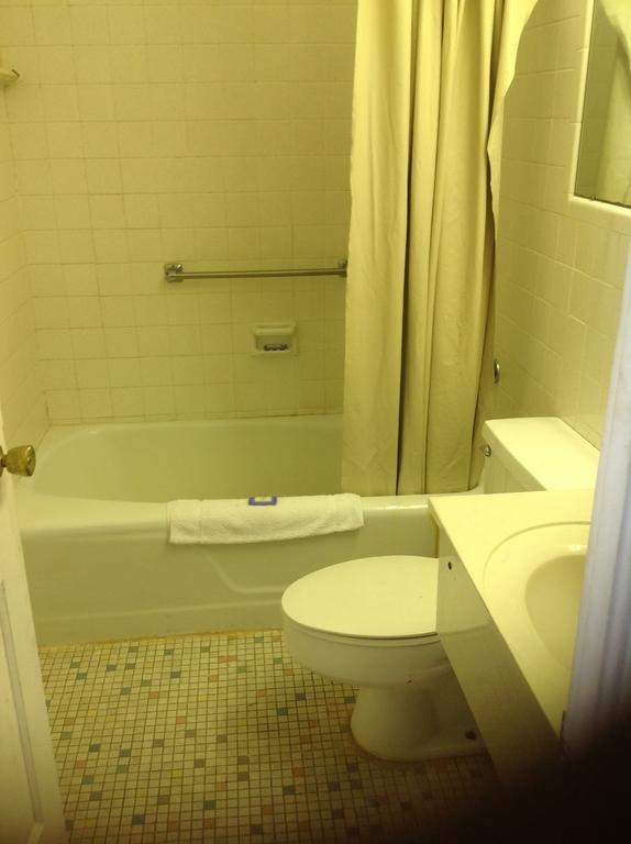 Deluxe Inn Camden Quarto foto